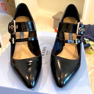Prada - Calzature Donna, Black (Nero). Great condition!